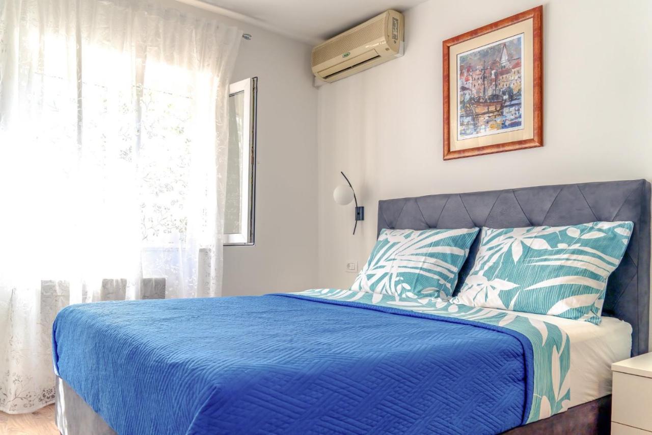 Comfort Apartment Dorin มาคาร์สกา ภายนอก รูปภาพ